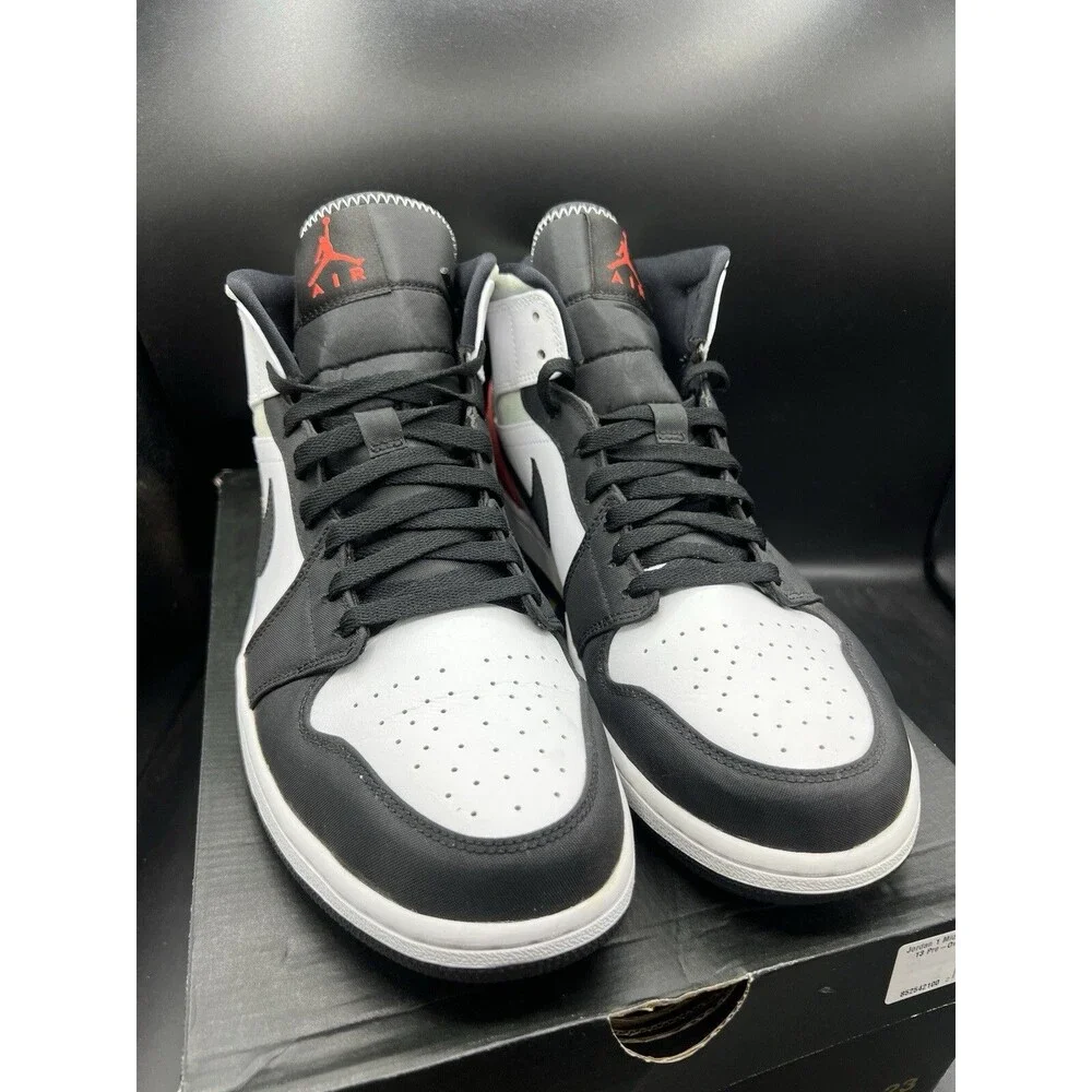 Air Jordan 1 Mid 'Red Black Toe' Men’s Size 13 (852542-100) VNDS OG ALL CLEAN! - Picture 3 of 16